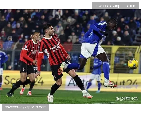 科莫客场0-0战平乌迪内斯，守住前四席位